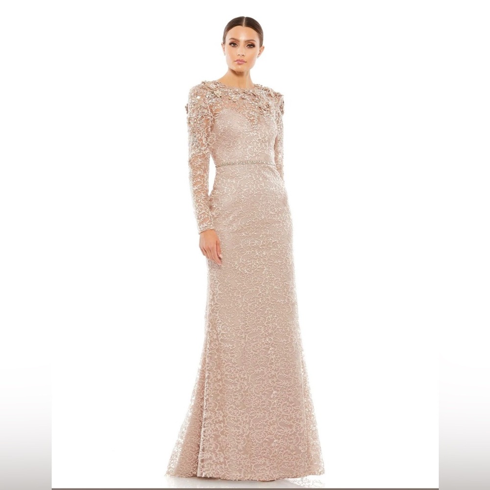 NWT $898 MAC DUGGAL ILLUSION NECKLINE LONG SLEEVES LACE EMBELLISHED GOWN DRESS